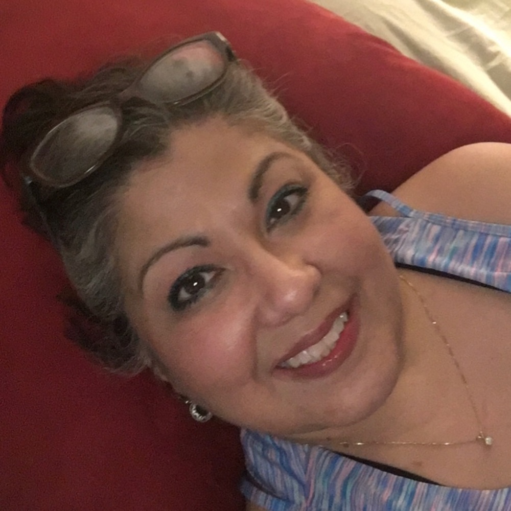 Meet your Posher, Renee